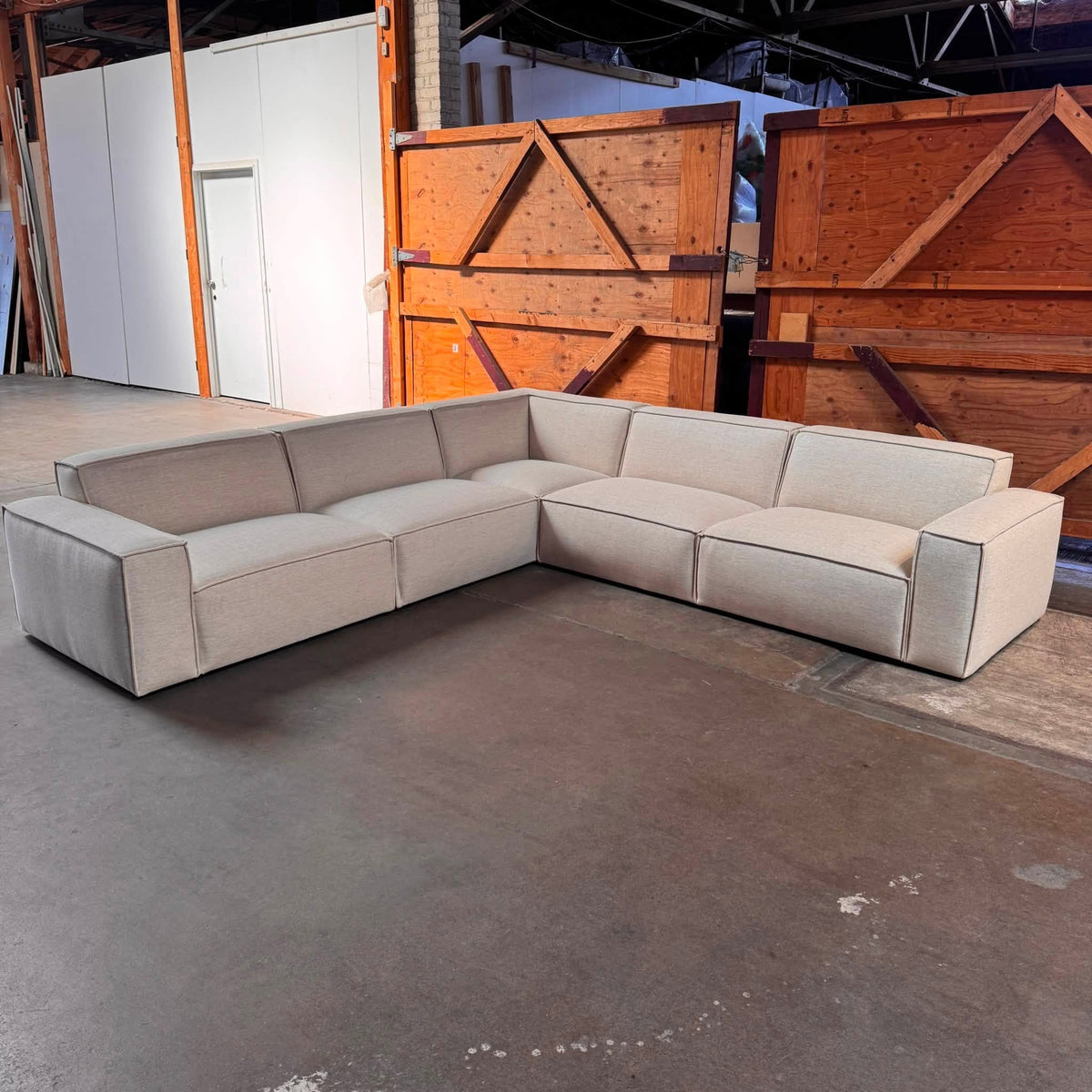 CASTLERY JONATHAN MODULAR